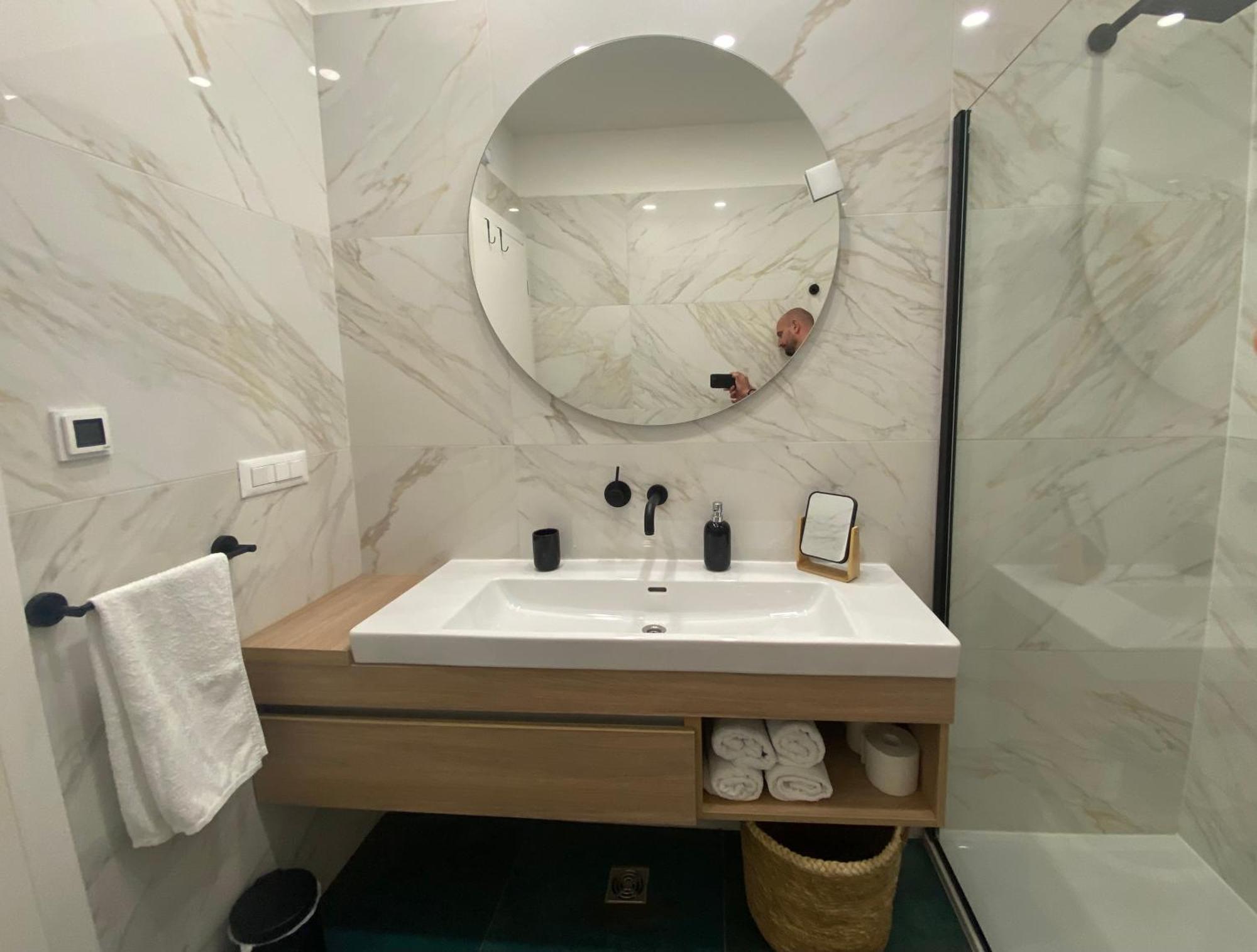 Beachside Apartment Attico Split Bagian luar foto